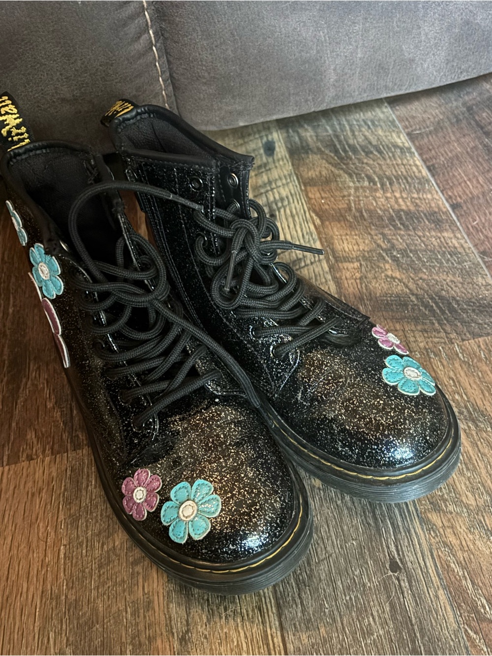 Dr. Martens cosmic black patent glitter side zip boots size 4